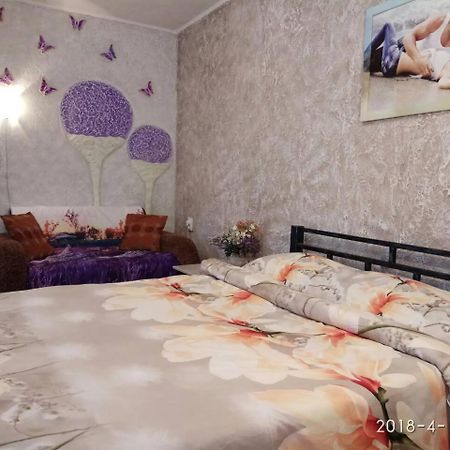 Apartment On Sobornaya 58 Хмельницкий Экстерьер фото