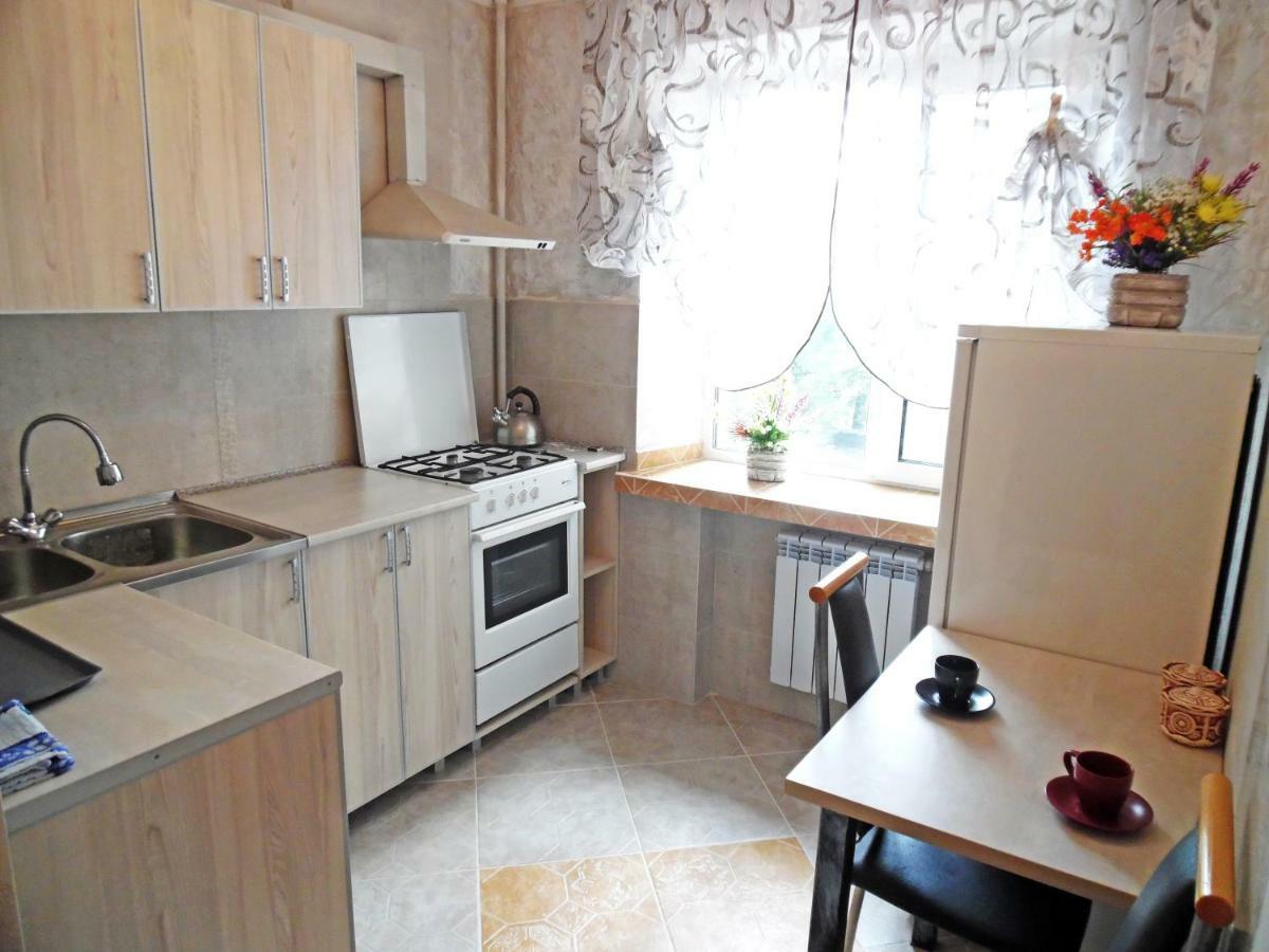 Apartment On Sobornaya 58 Хмельницкий Экстерьер фото